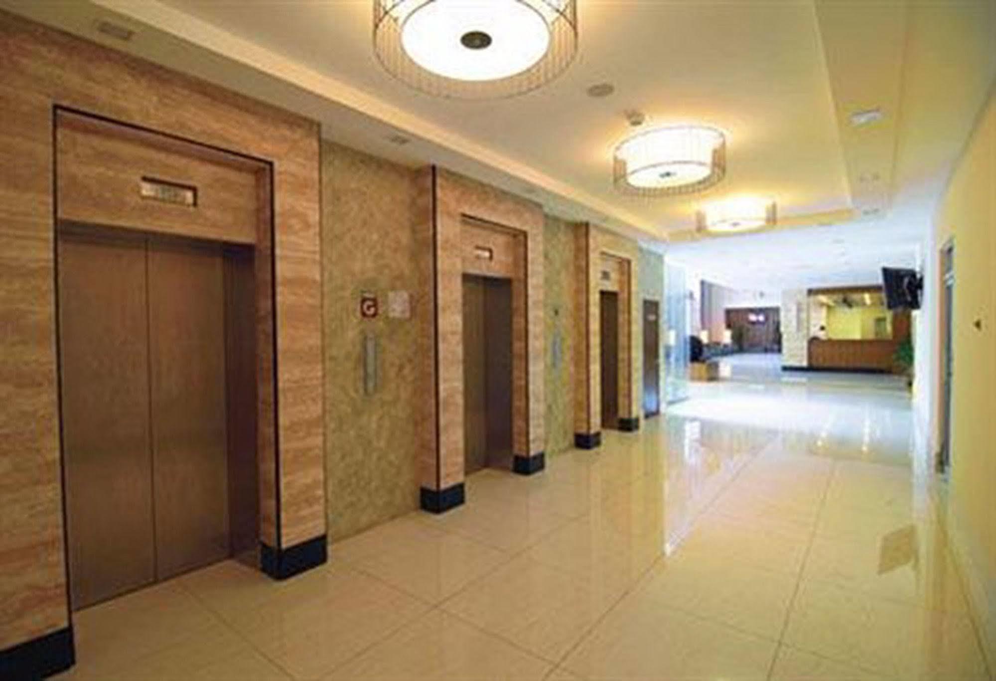 Bayou Lagoon Park 4*