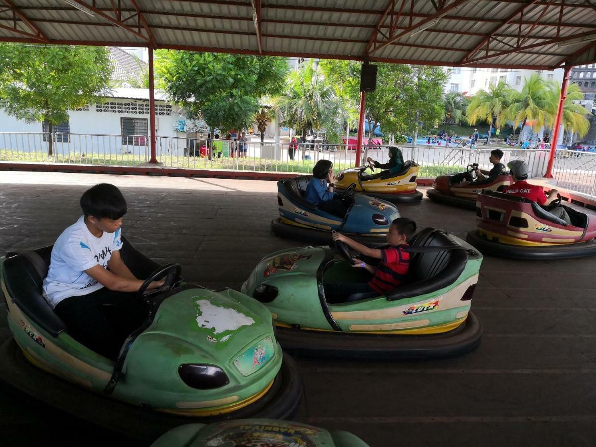 Bayou Lagoon Park Tempat peranginan Malacca